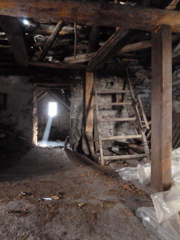 Trilocale da ristrutturare a Varzo