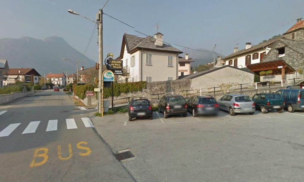 Casa indipendente con giardino a Masera