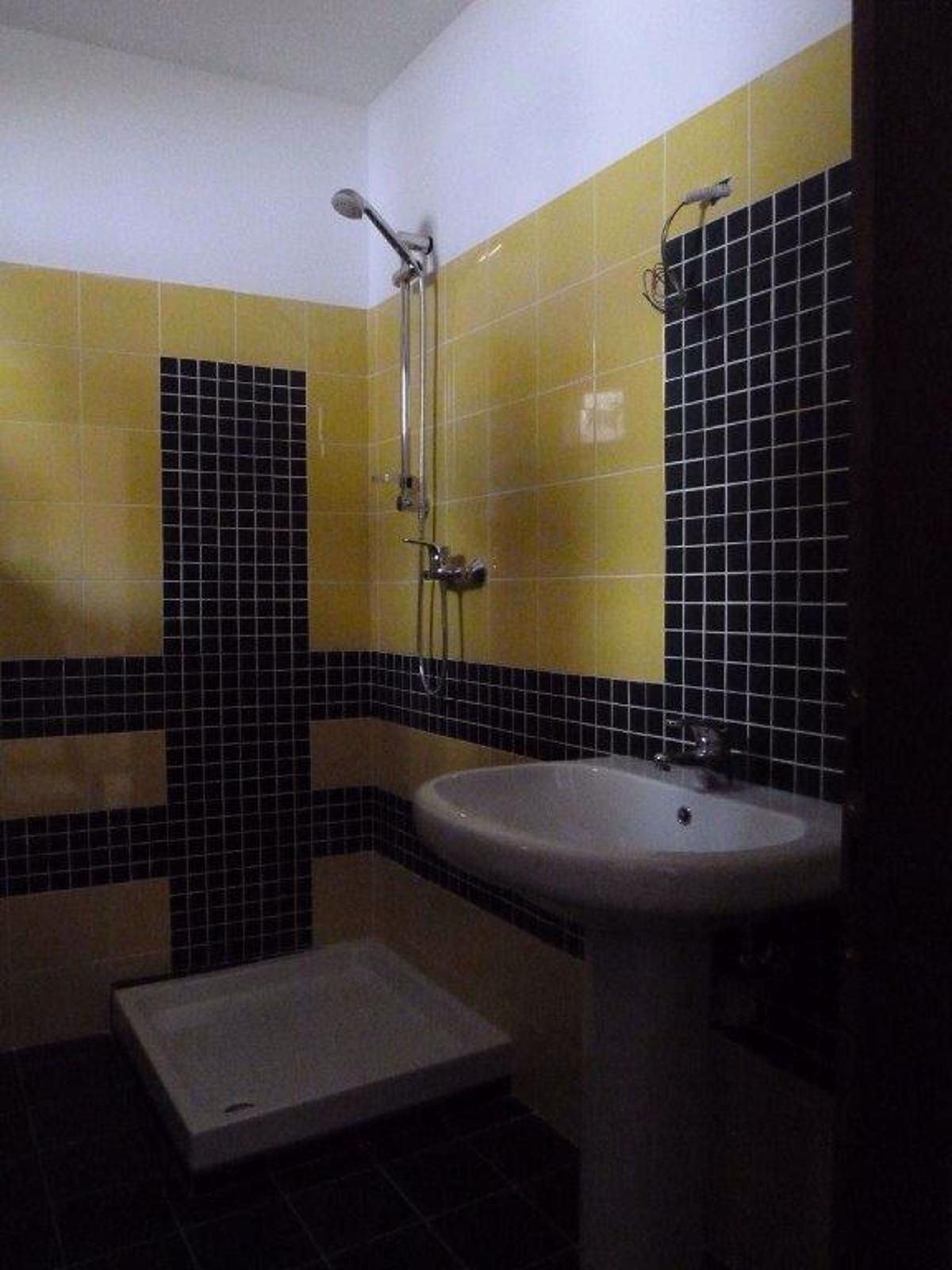 Appartamento con box a Varzo