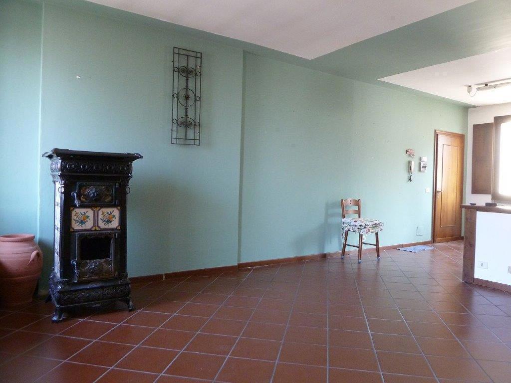 Trilocale con box doppio a Masera