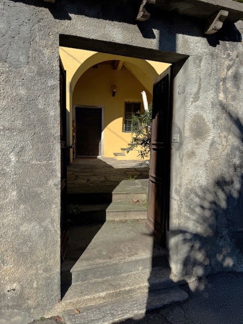 Casa indipendente in vendita a Premosello-Chiovenda