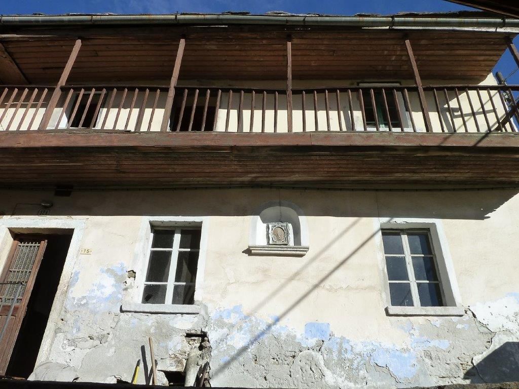 Casa indipendente da ristrutturare a Crevoladossola