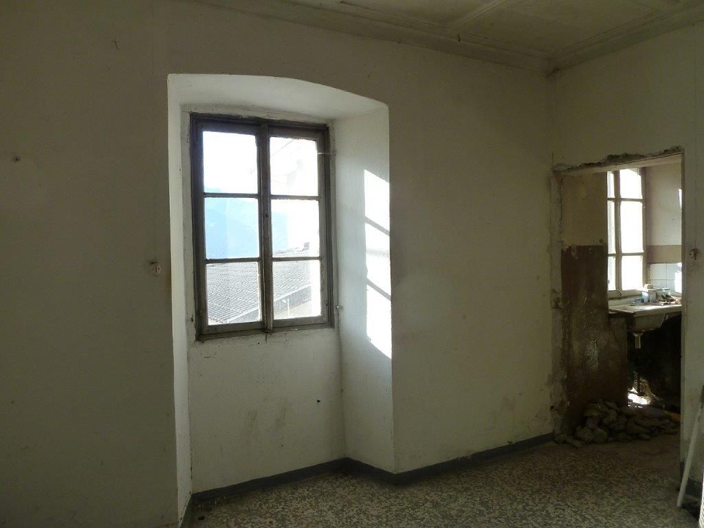 Casa indipendente da ristrutturare a Crevoladossola