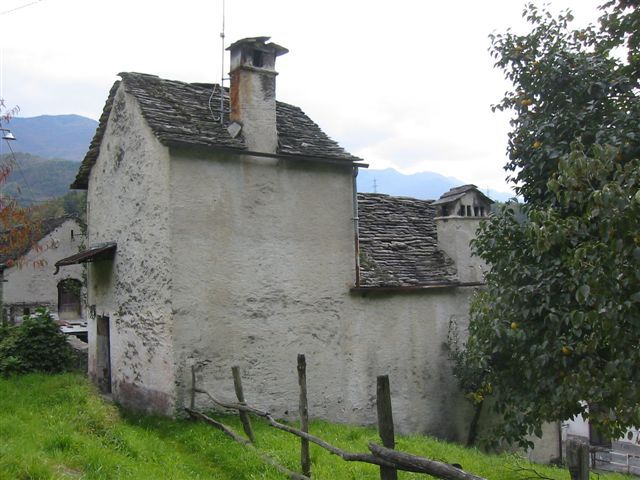 Rustico con giardino a Crevoladossola