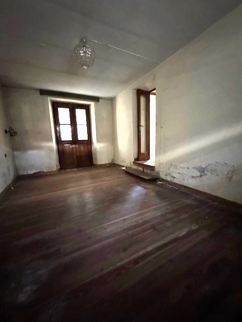 Casa indipendente da ristrutturare a Domodossola