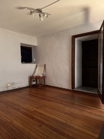 Casa indipendente con giardino a Varzo