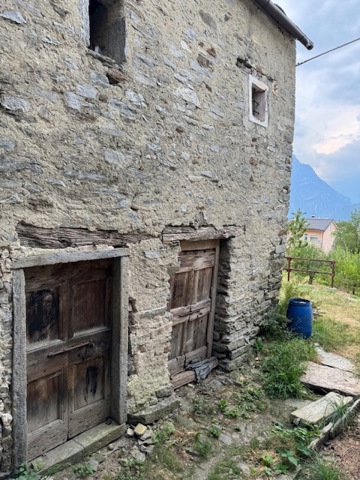 Rustico da ristrutturare a Trontano