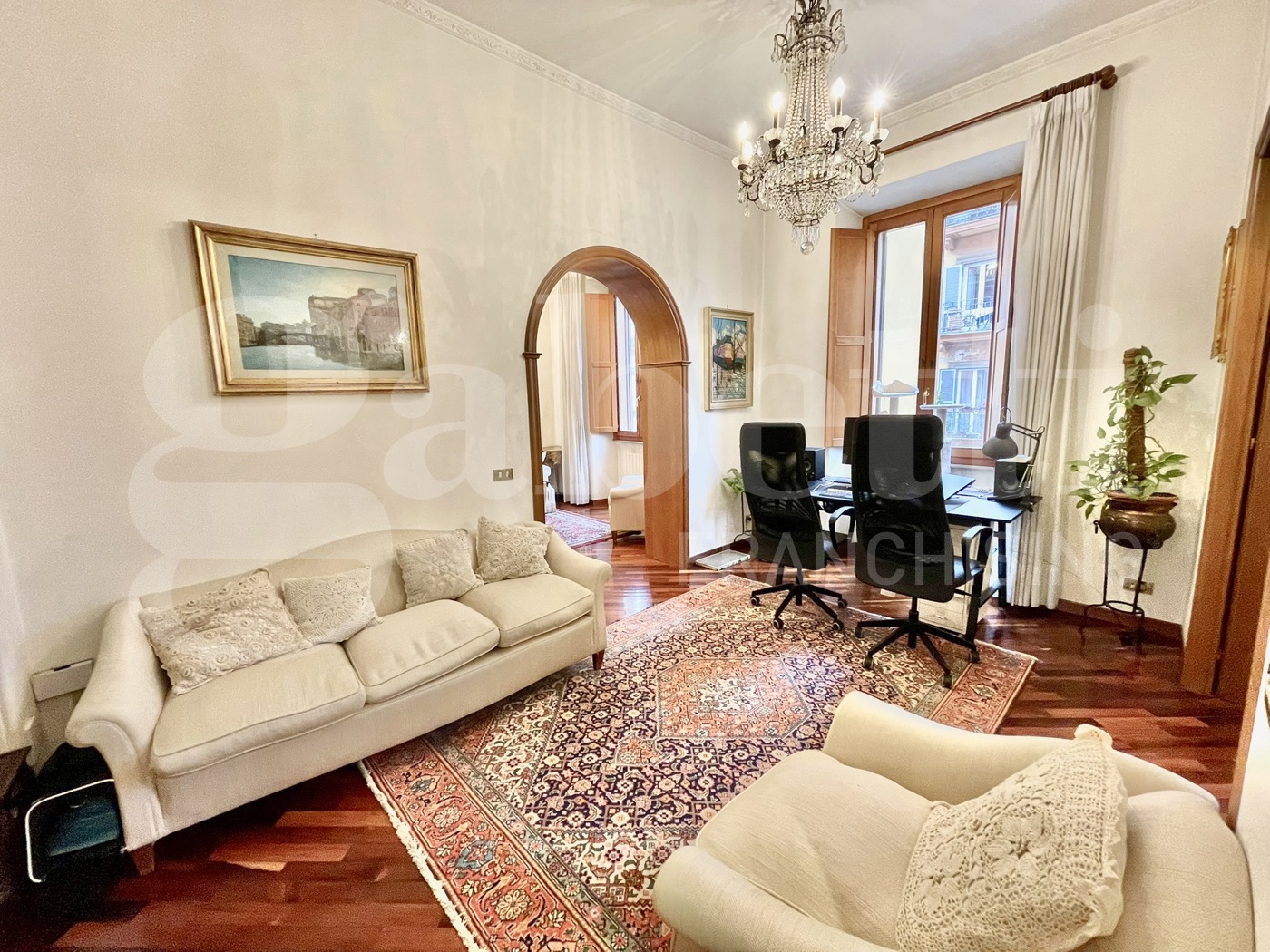 Quadrilocale arredato in affitto a Roma