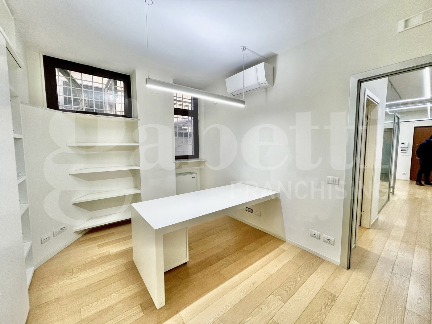 Ufficio ristrutturato a Roma