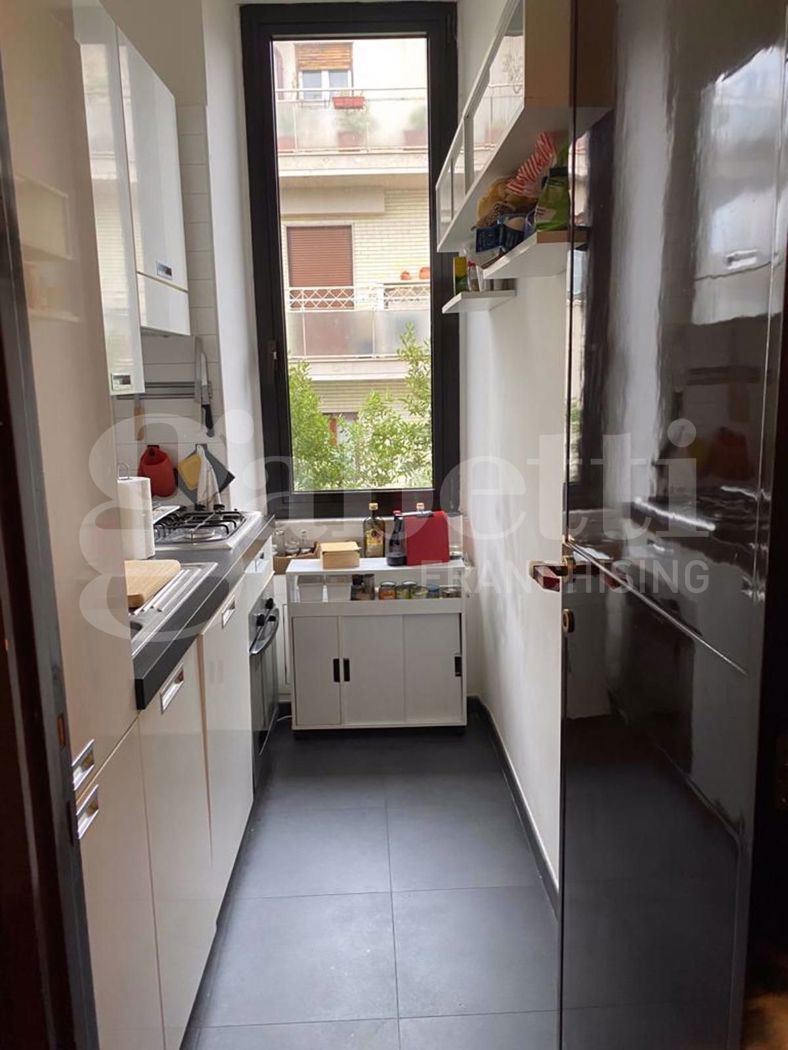 Bilocale arredato in affitto a Roma