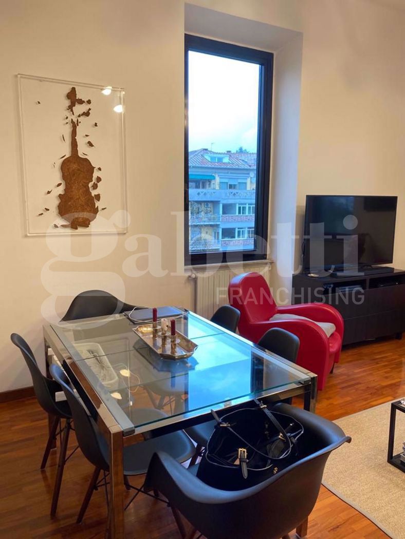 Bilocale arredato in affitto a Roma