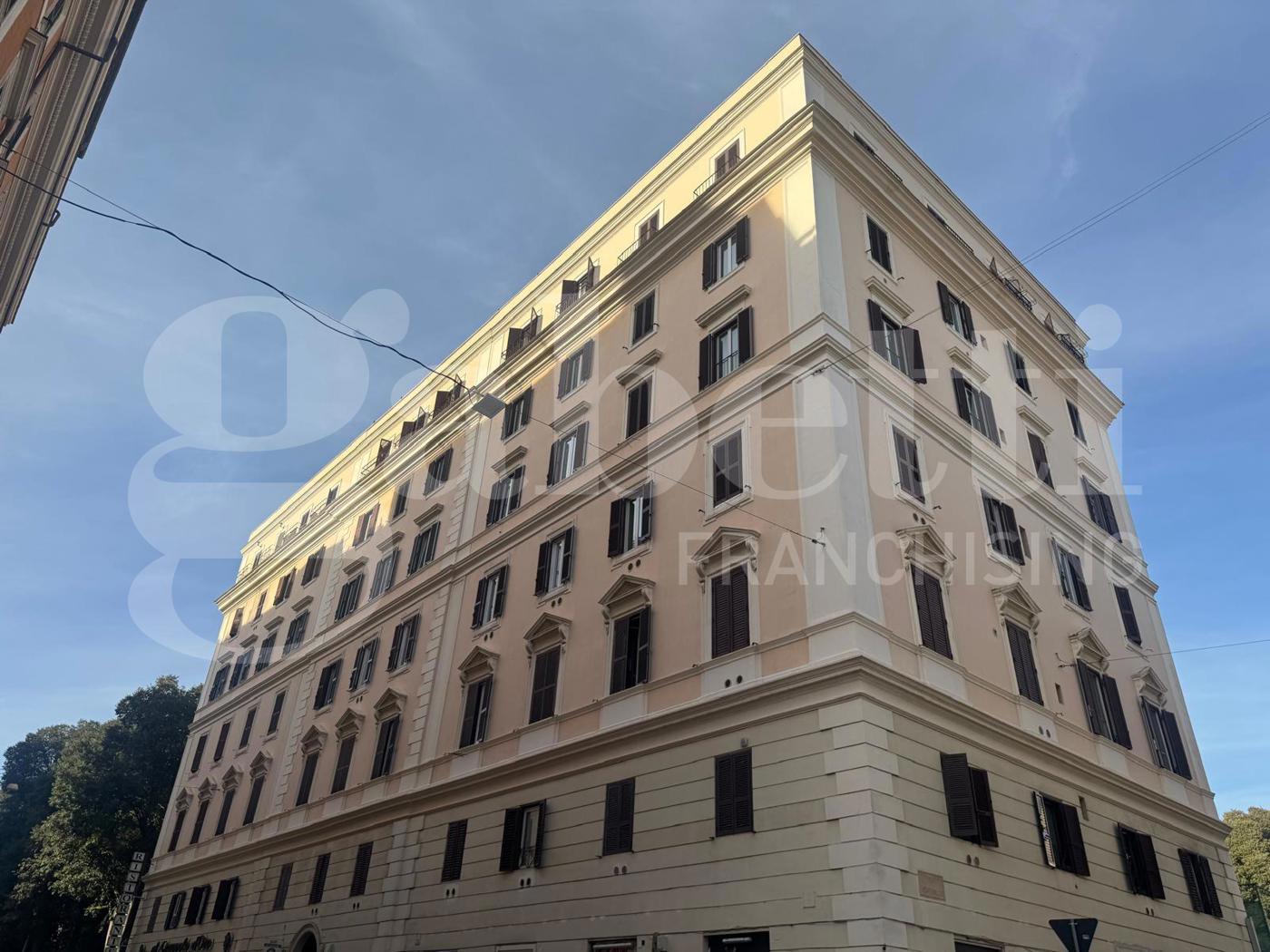 Trilocale arredato in affitto a Roma