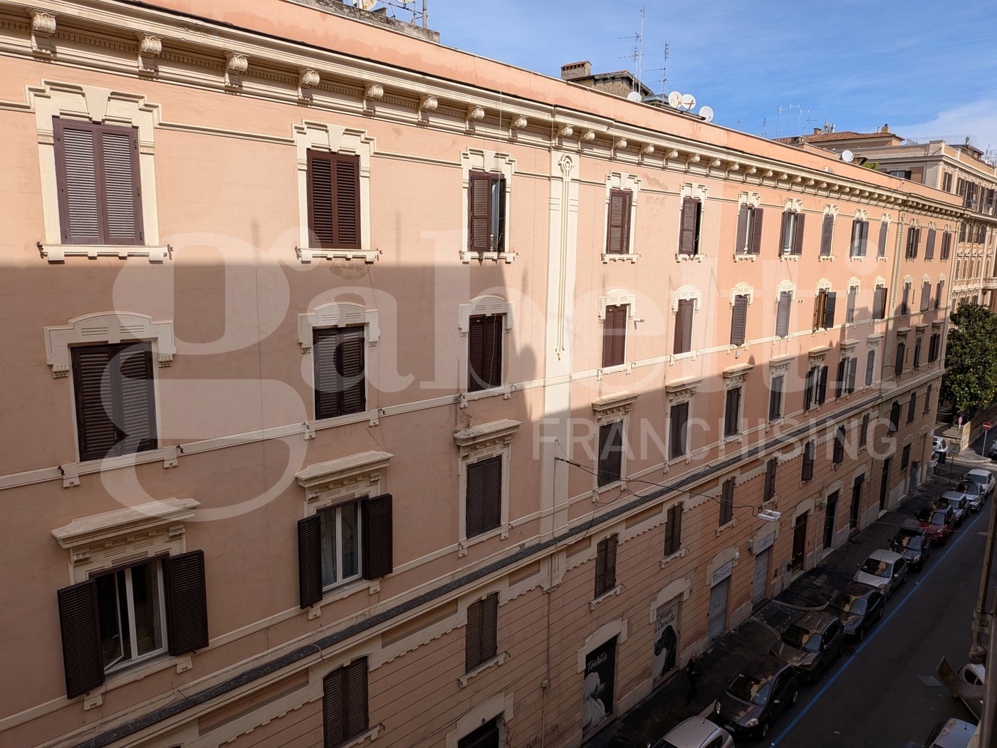 Trilocale arredato in affitto a Roma
