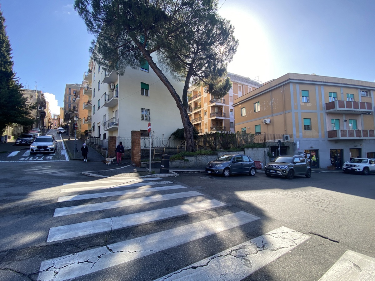 Appartamento da ristrutturare a Marino