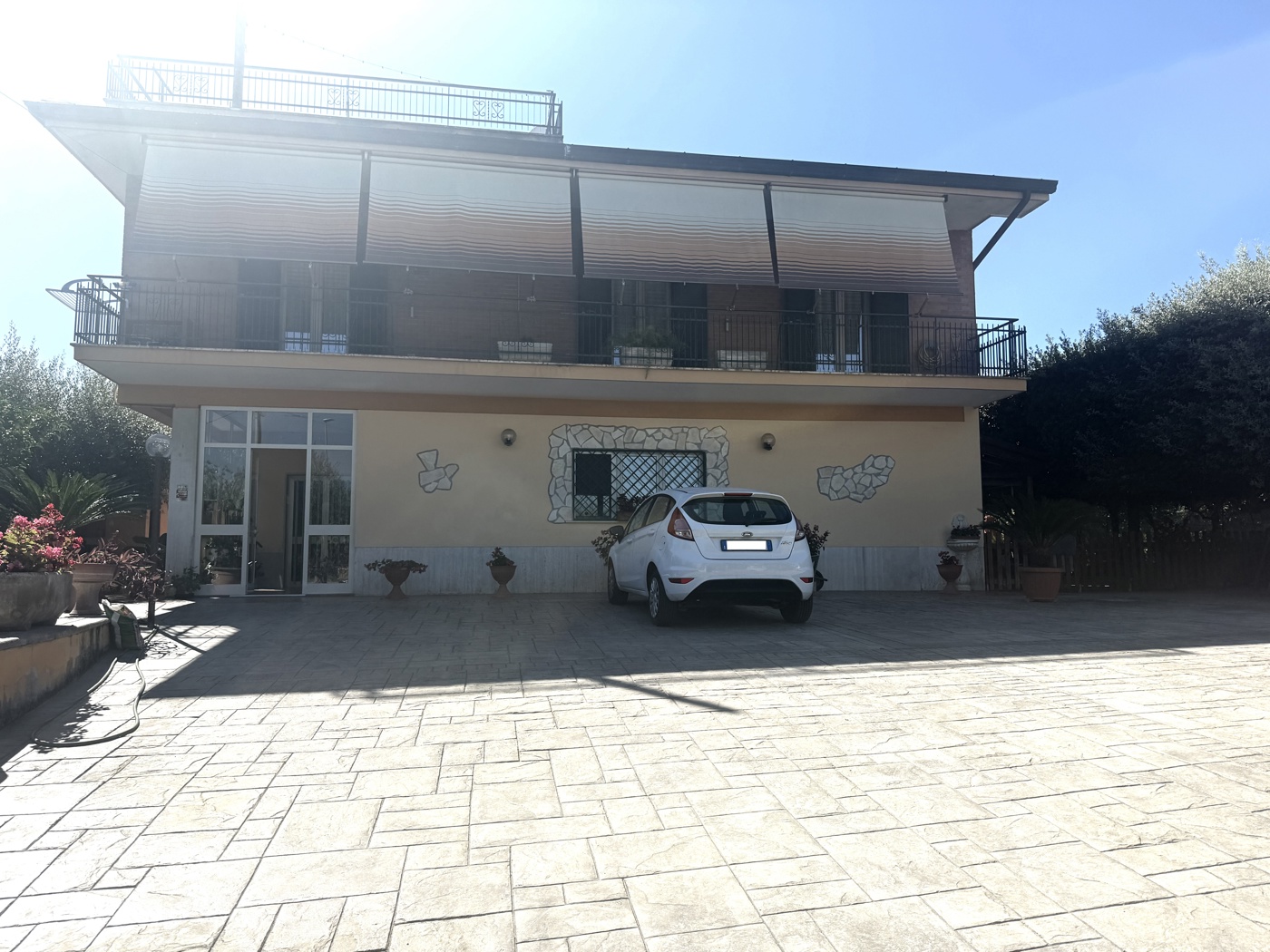 Bilocale arredato in affitto a Frascati