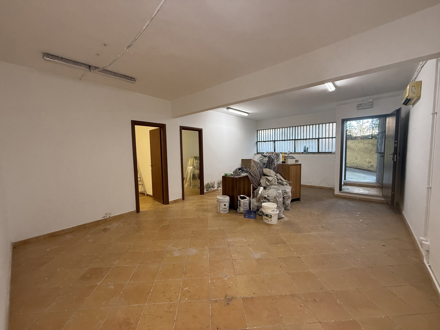 Magazzino in vendita a Roma