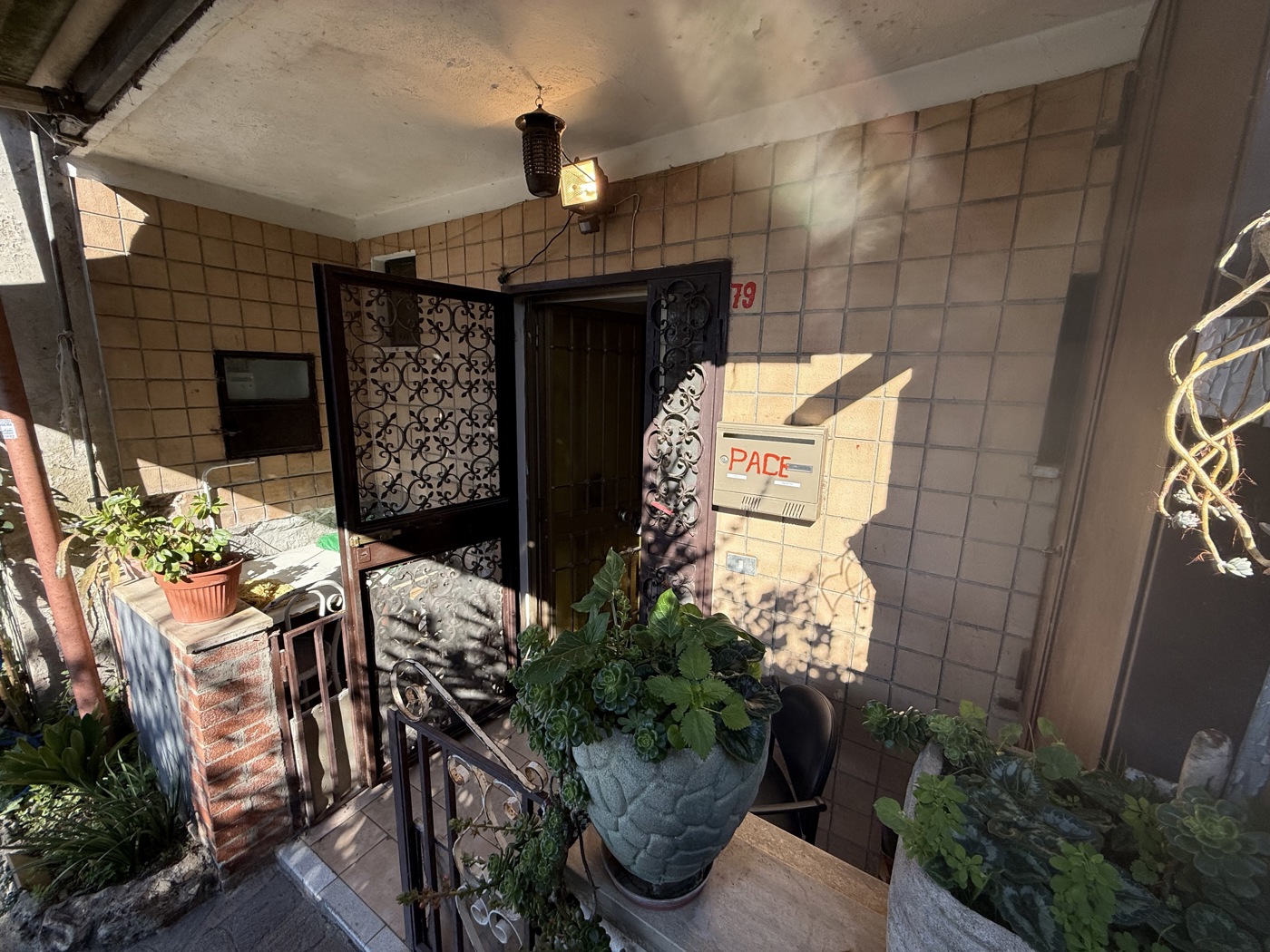 Casa indipendente da ristrutturare a Grottaferrata