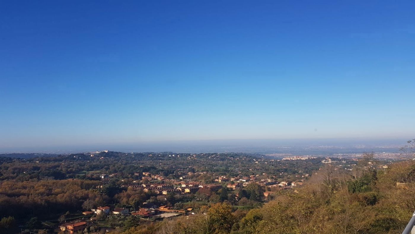 Trilocale arredato in affitto a Rocca di Papa