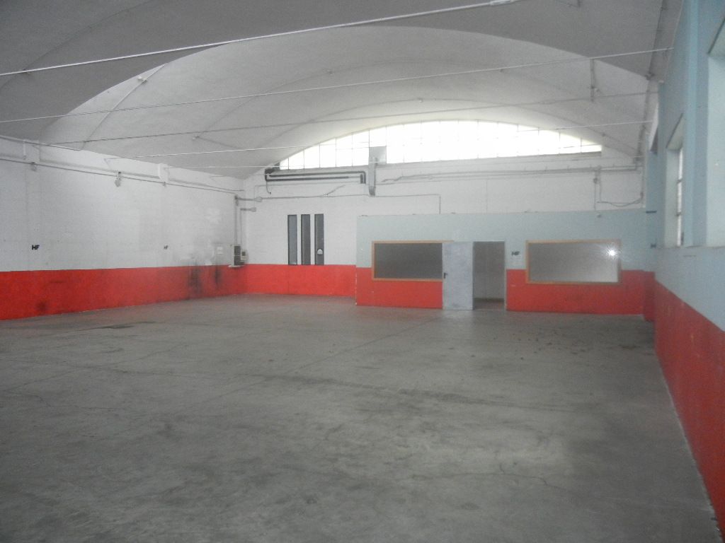 Capannone in affitto a Ariccia