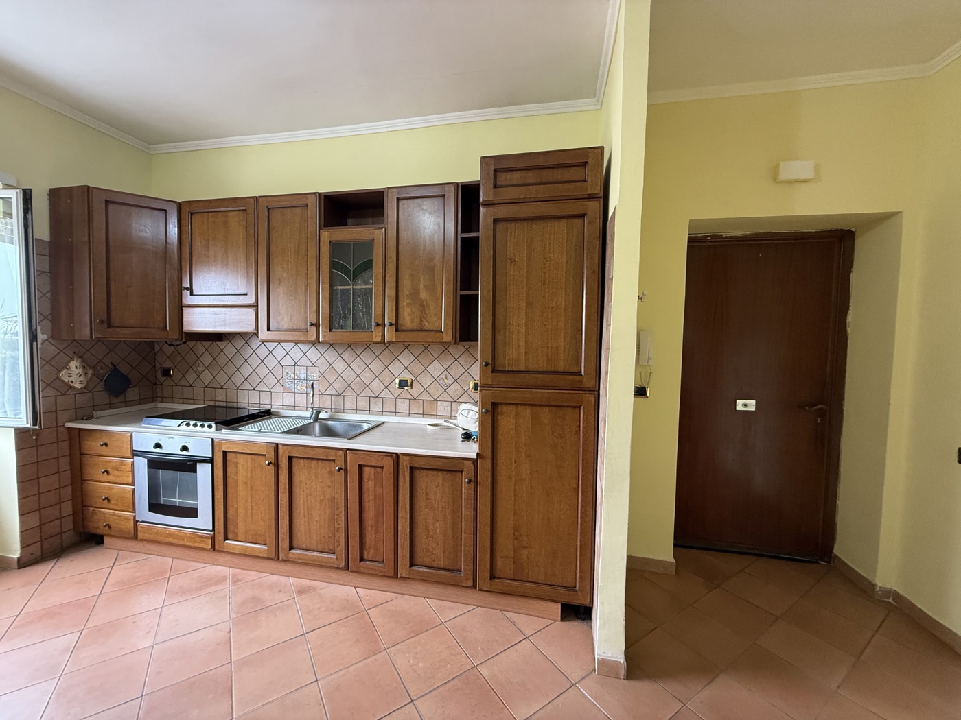 Bilocale arredato in affitto a Marino