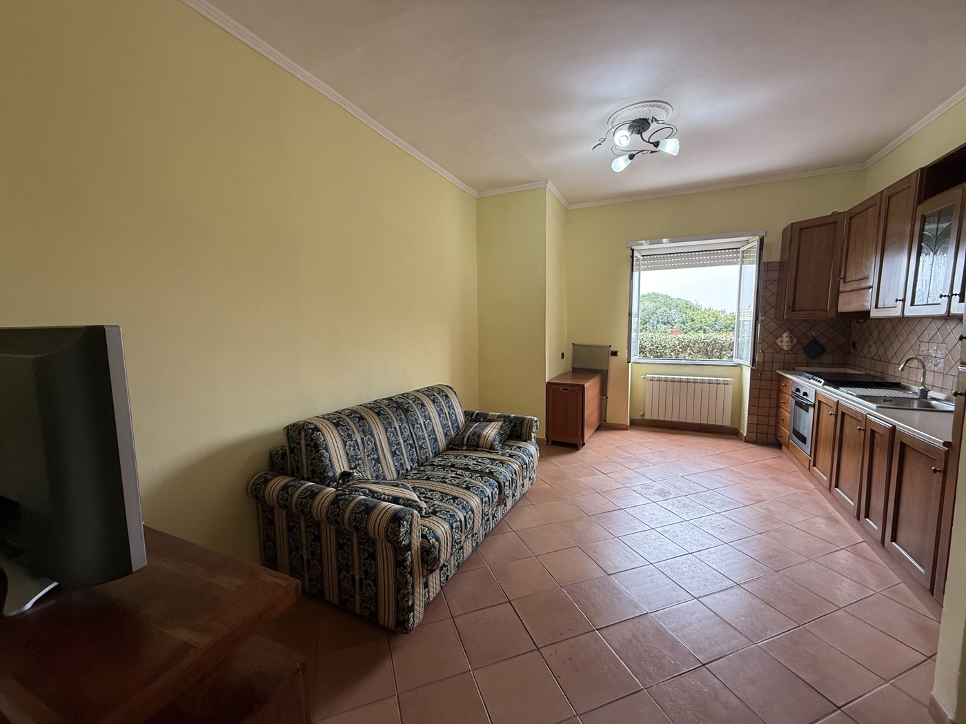 Bilocale arredato in affitto a Marino