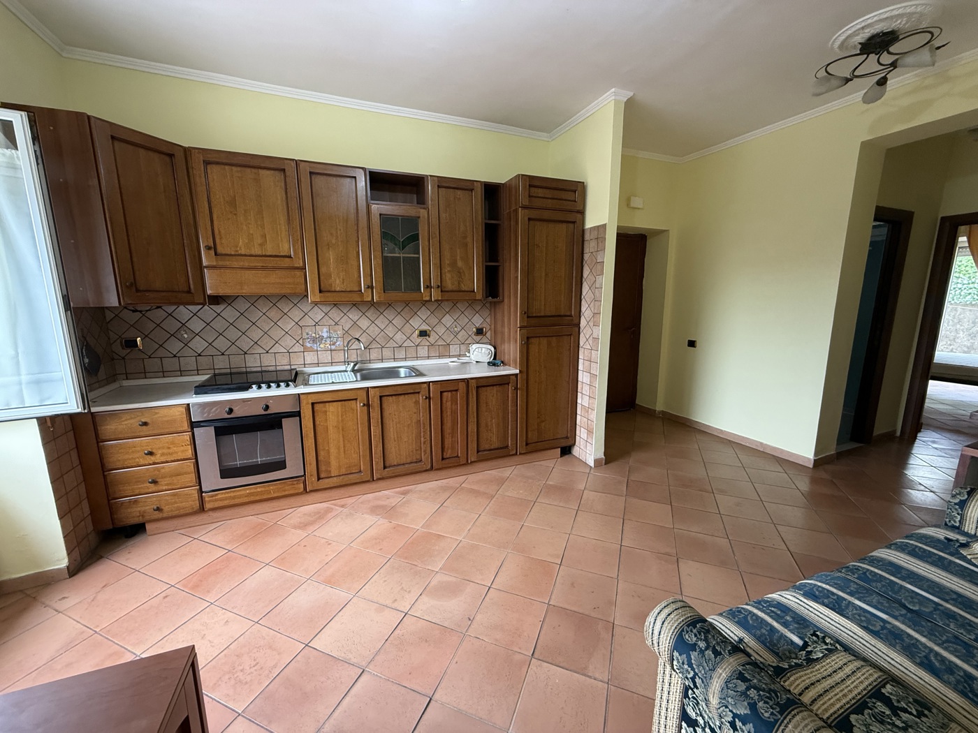 Bilocale arredato in affitto a Marino