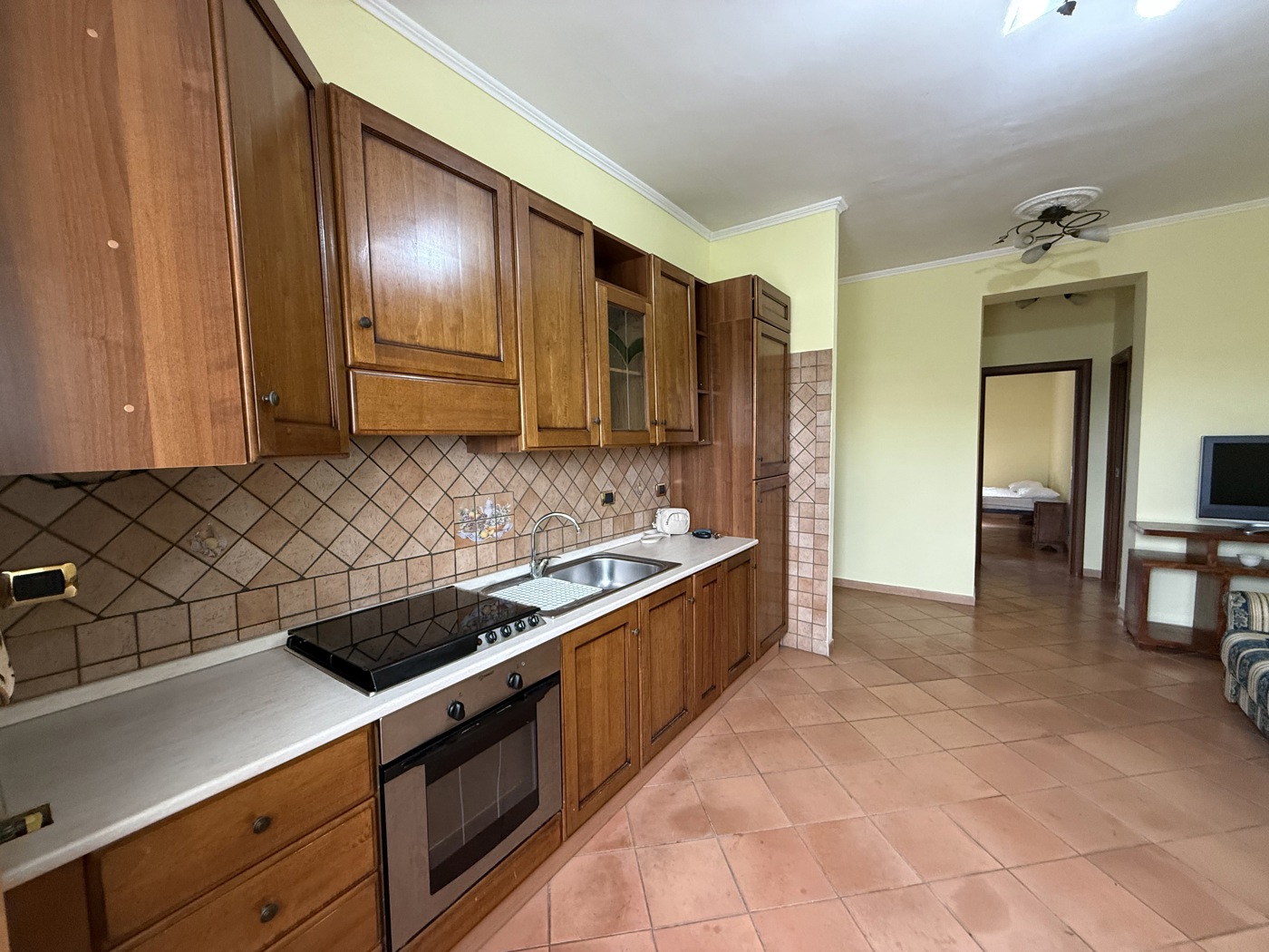 Bilocale arredato in affitto a Marino