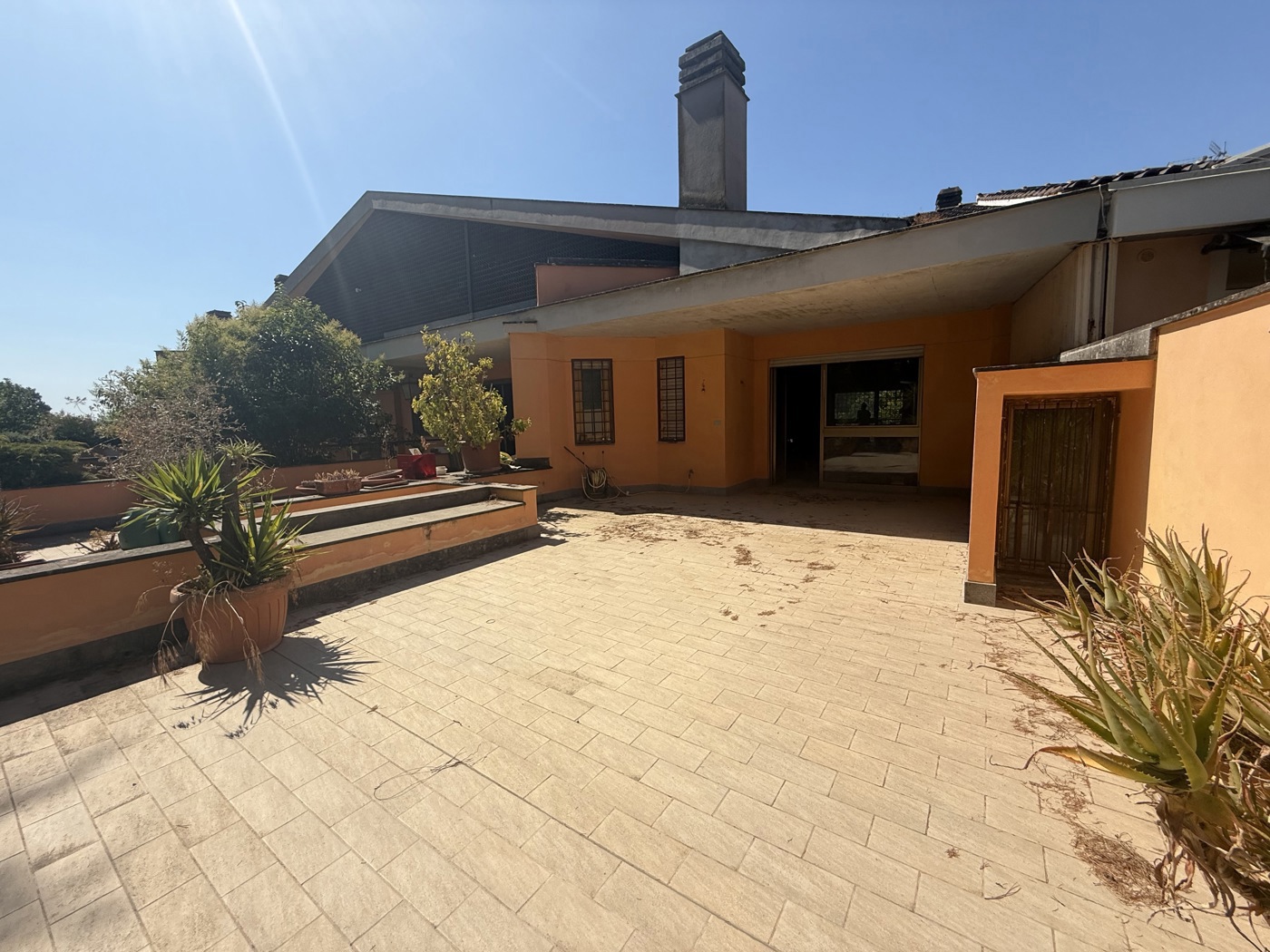 Villa con giardino a Roma