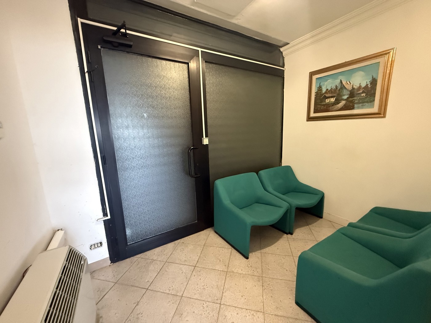 Ufficio ristrutturato a Roma