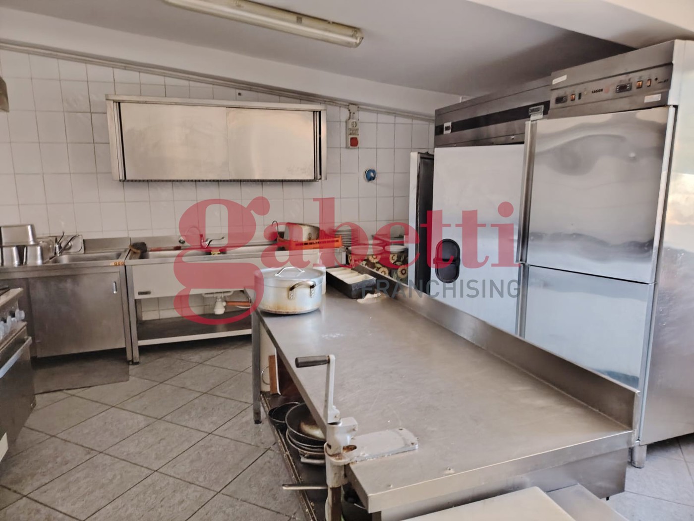 Negozio in affitto a Venafro