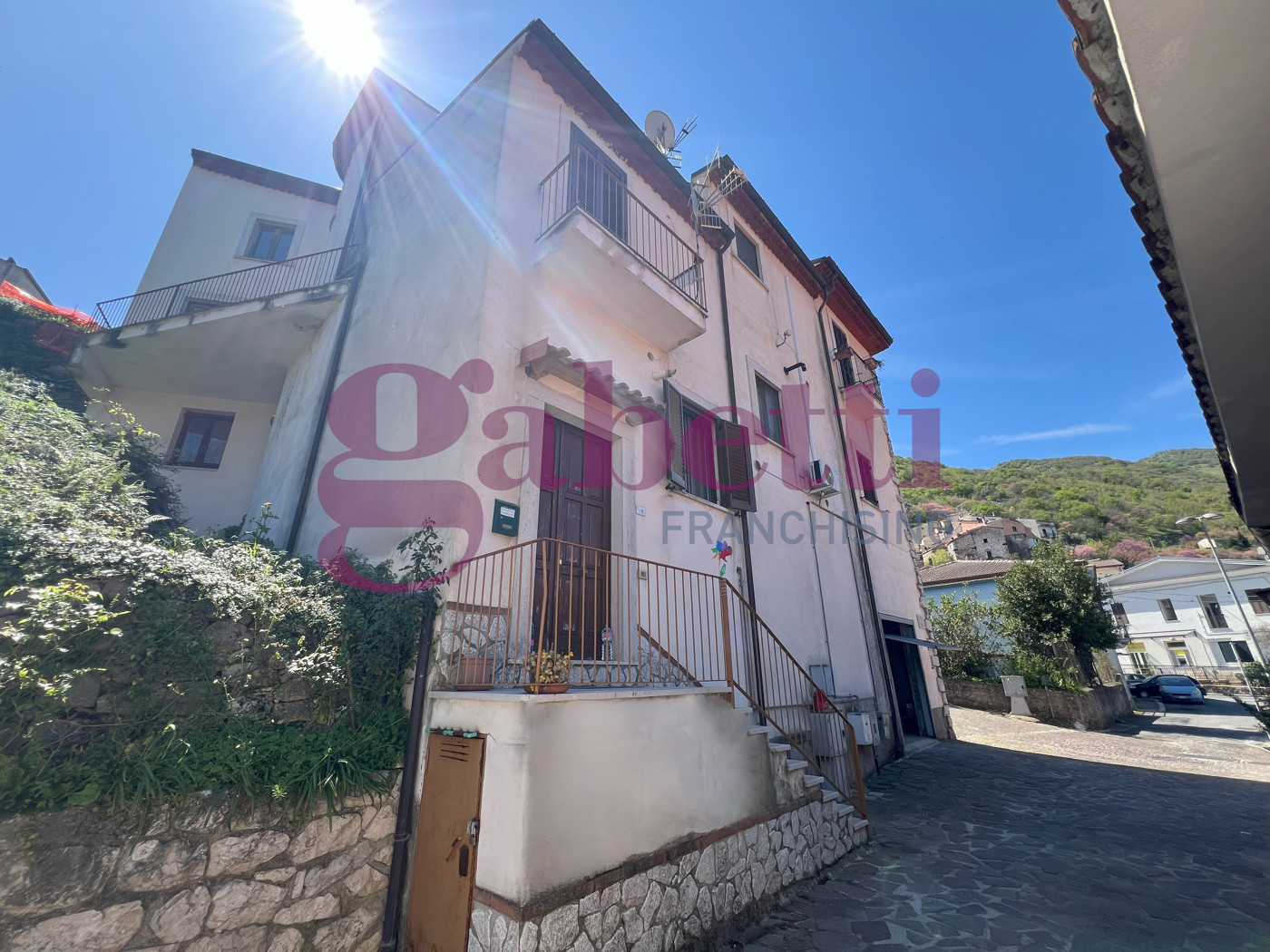Casa indipendente in vendita a Sesto Campano