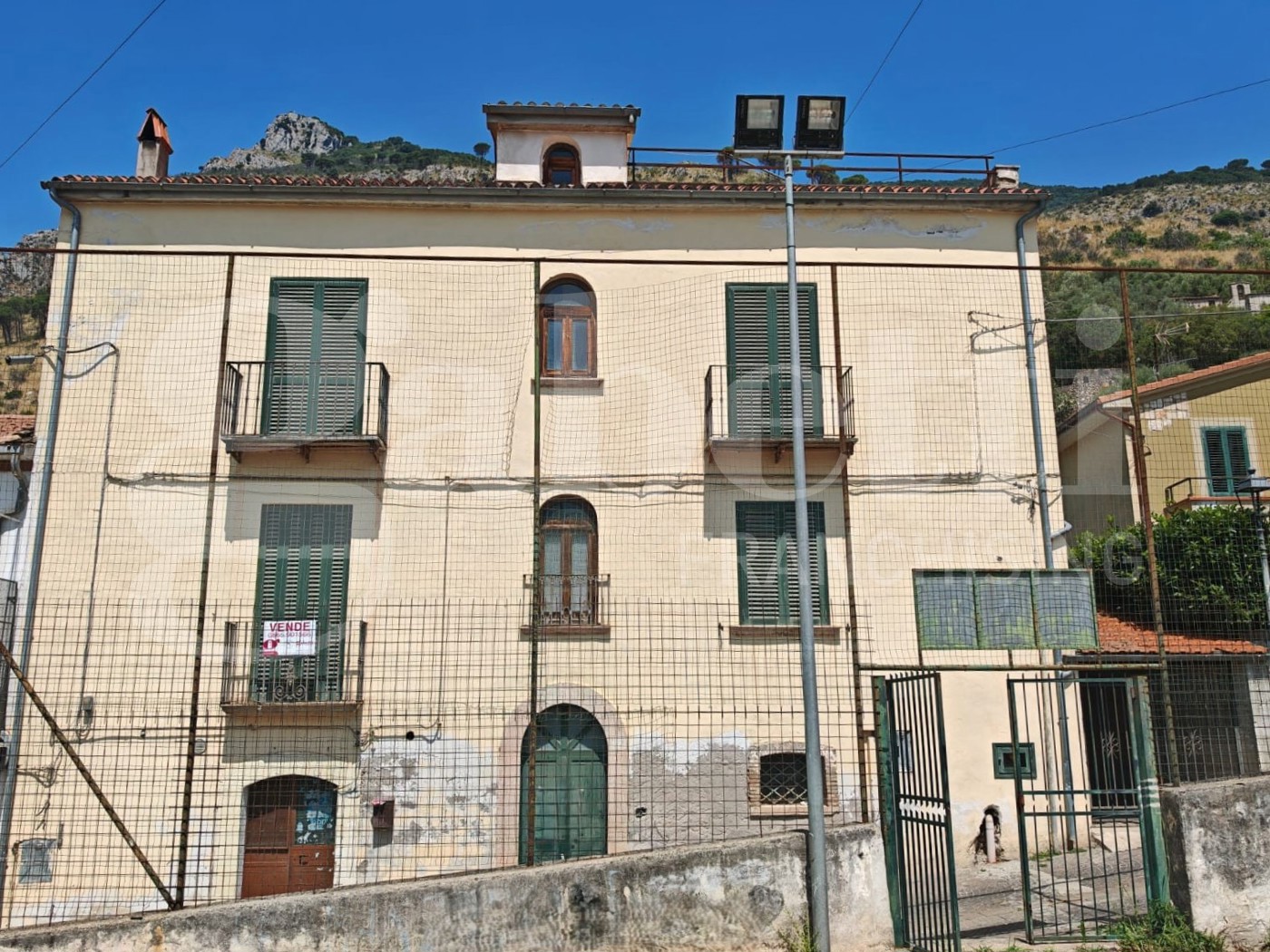 Casa indipendente con giardino a Venafro