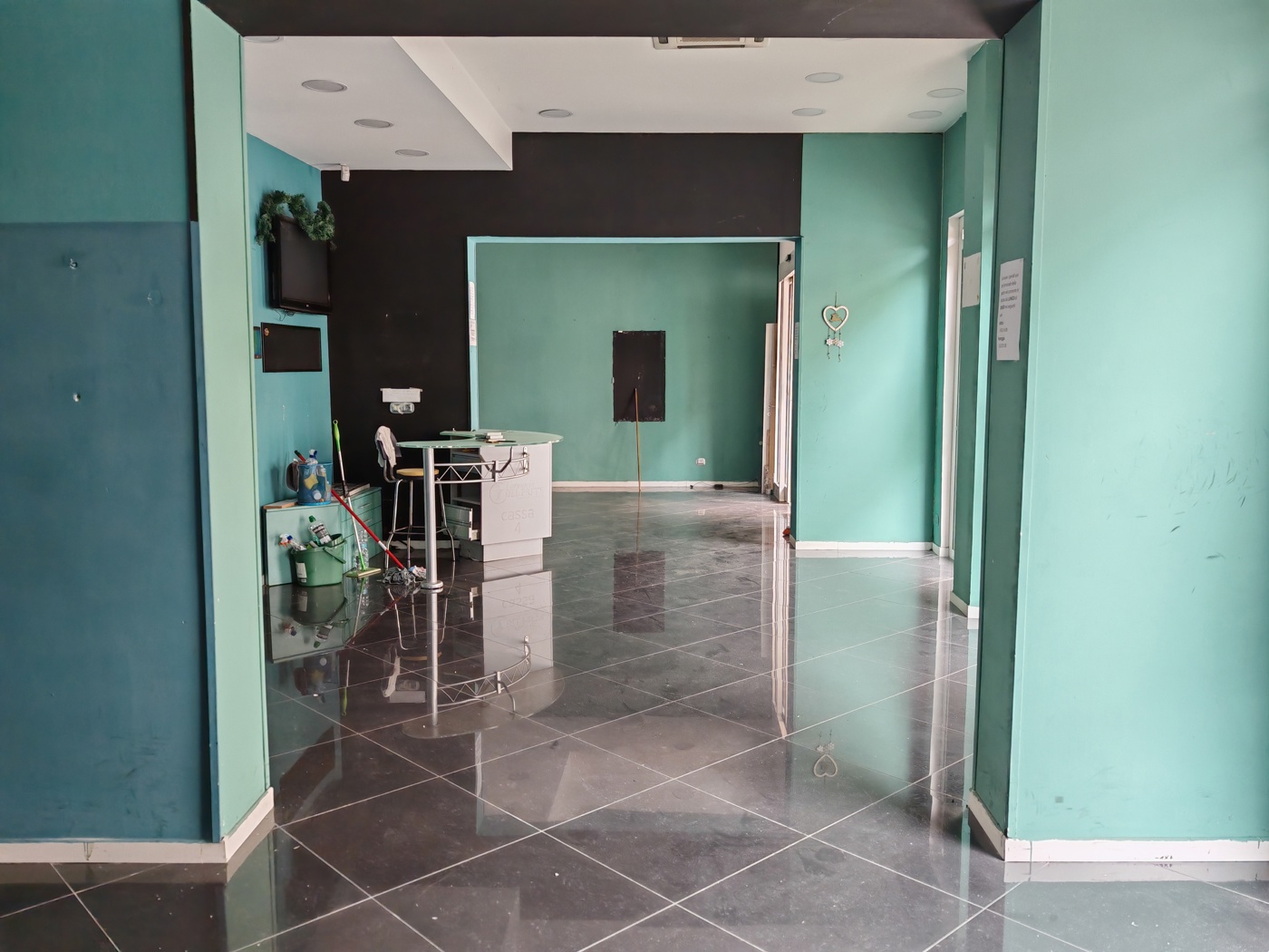 Negozio in affitto a Venafro