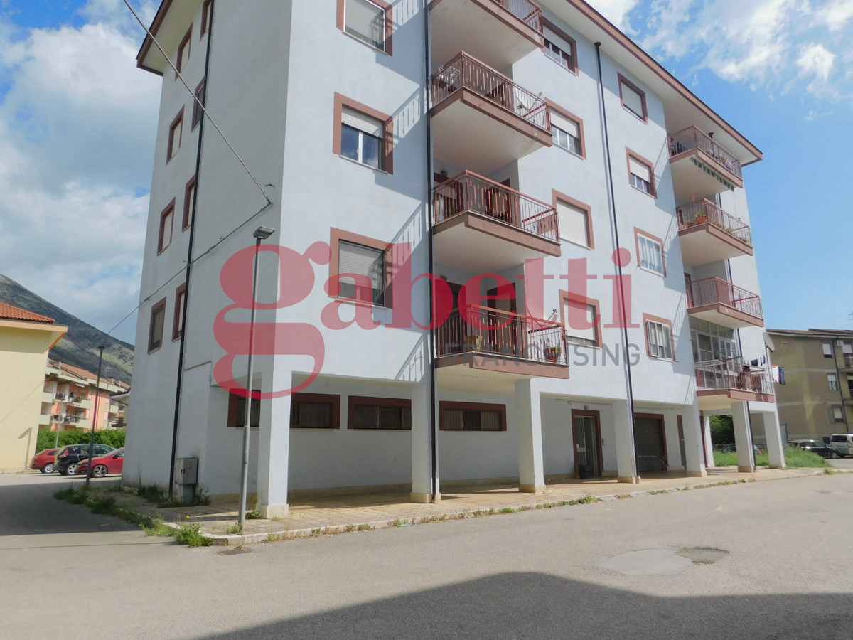 Quadrilocale in vendita a Venafro