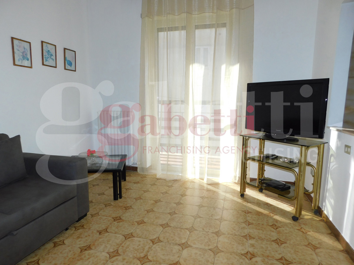 Quadrilocale arredato in affitto a Venafro