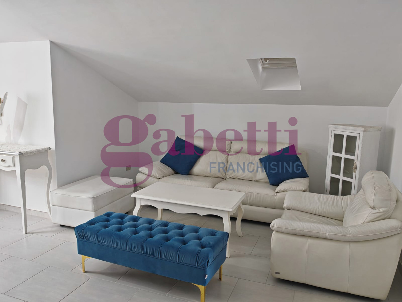 Quadrilocale arredato in affitto a Venafro