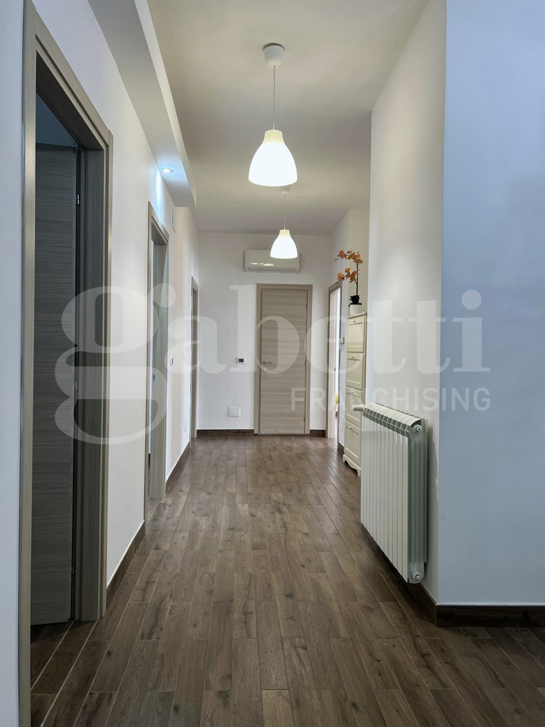 Trilocale arredato in affitto a Venafro