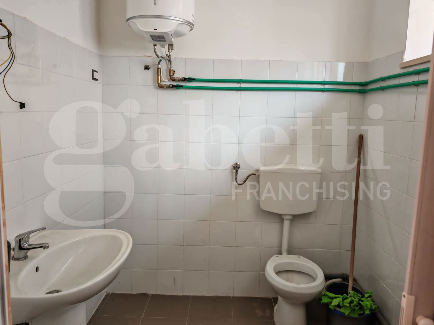 Negozio in affitto a Venafro