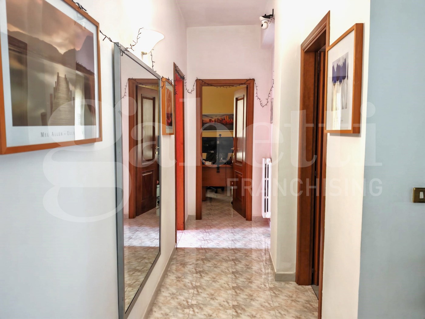 Quadrilocale con box a Venafro