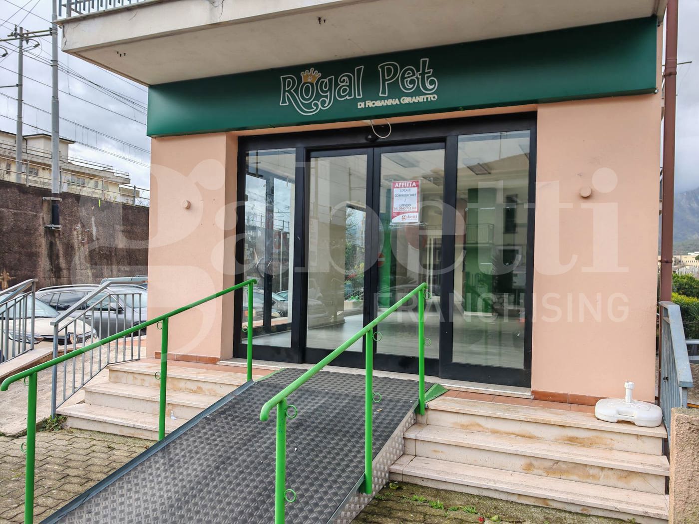 Negozio in affitto a Venafro