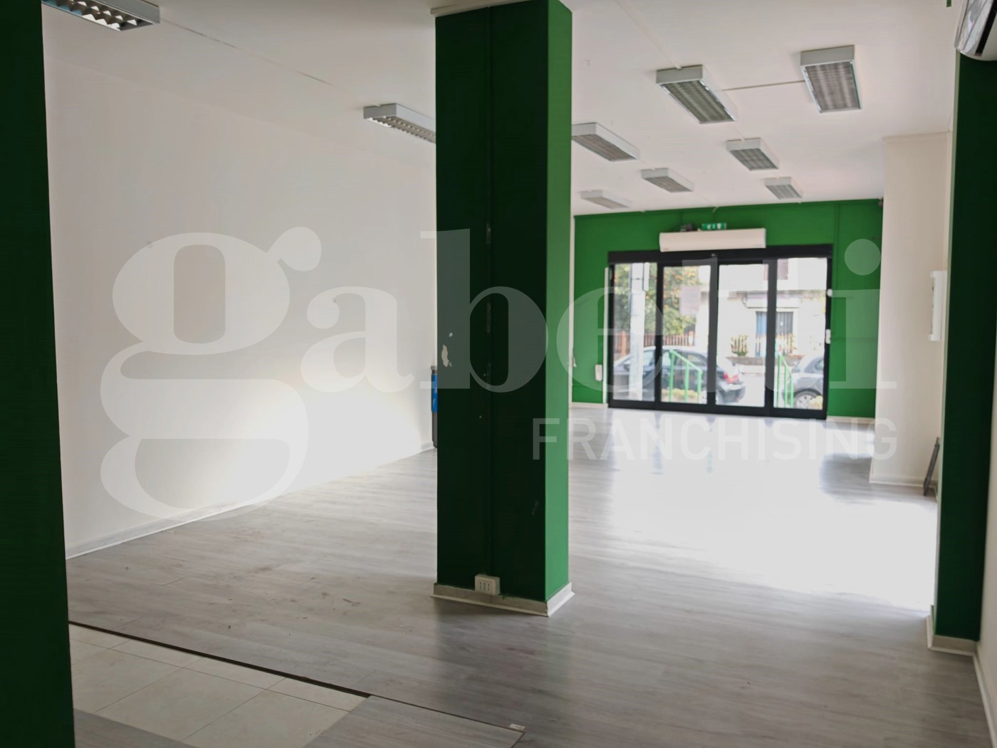 Negozio in affitto a Venafro