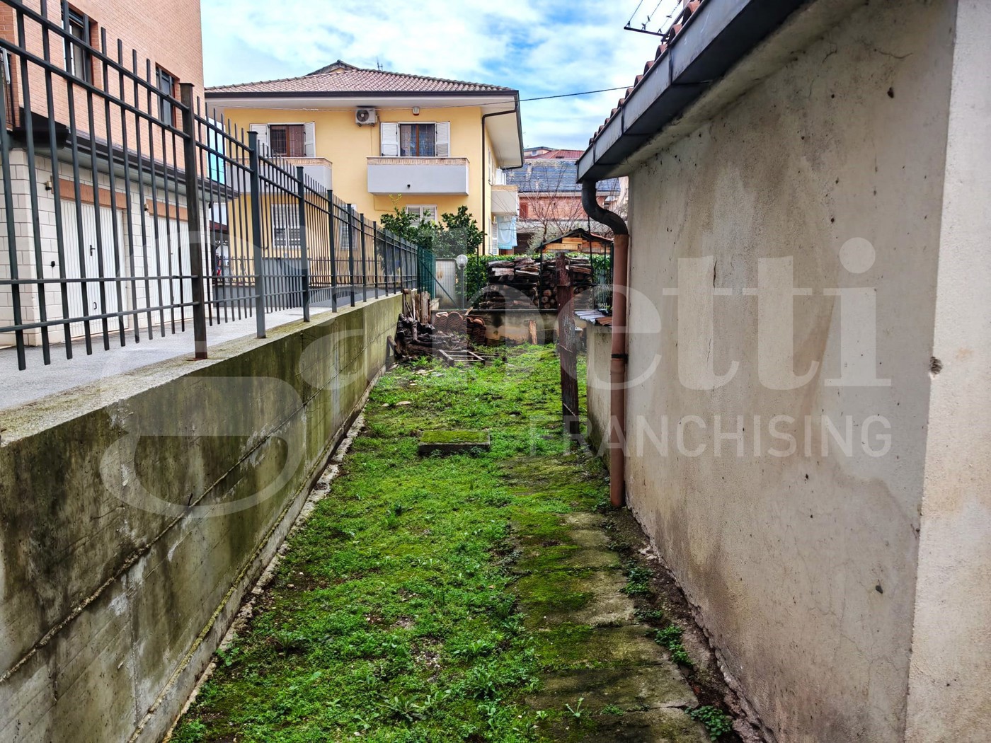 Quadrilocale con giardino a Venafro