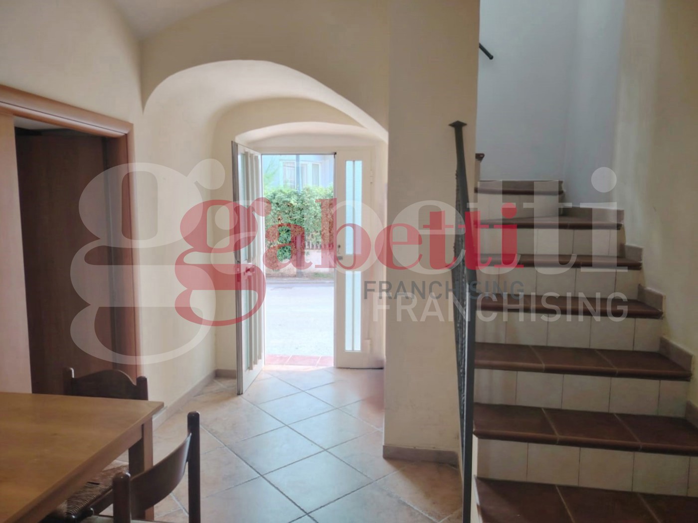 Trilocale arredato in affitto a Pozzilli