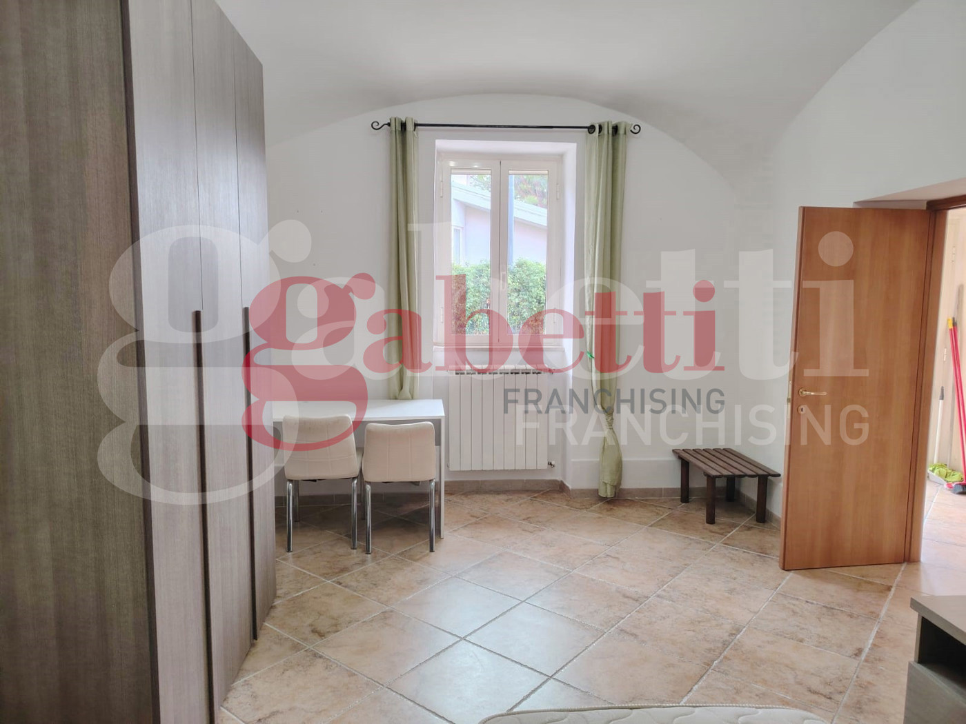 Trilocale arredato in affitto a Pozzilli