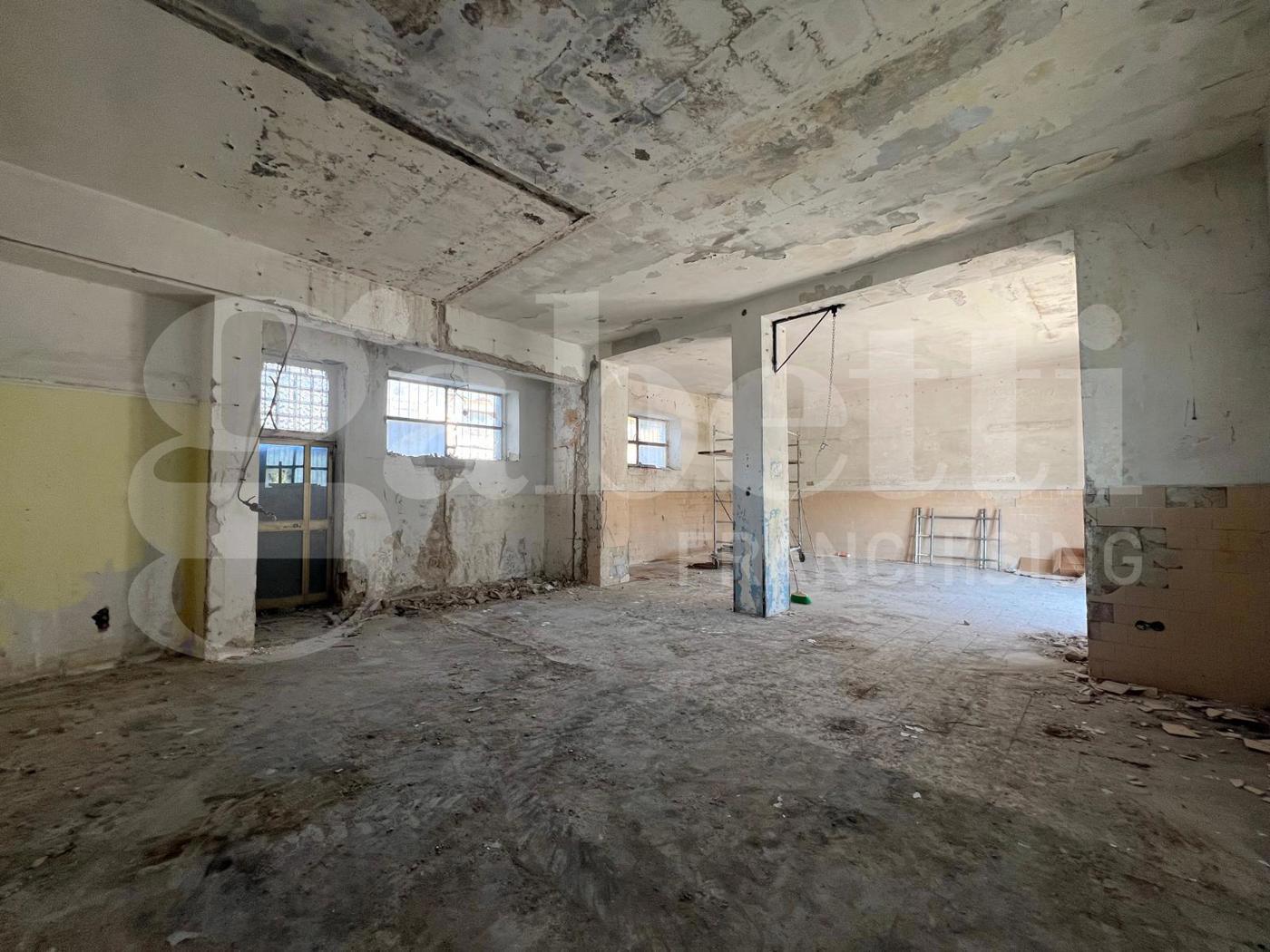 Negozio in vendita a Venafro