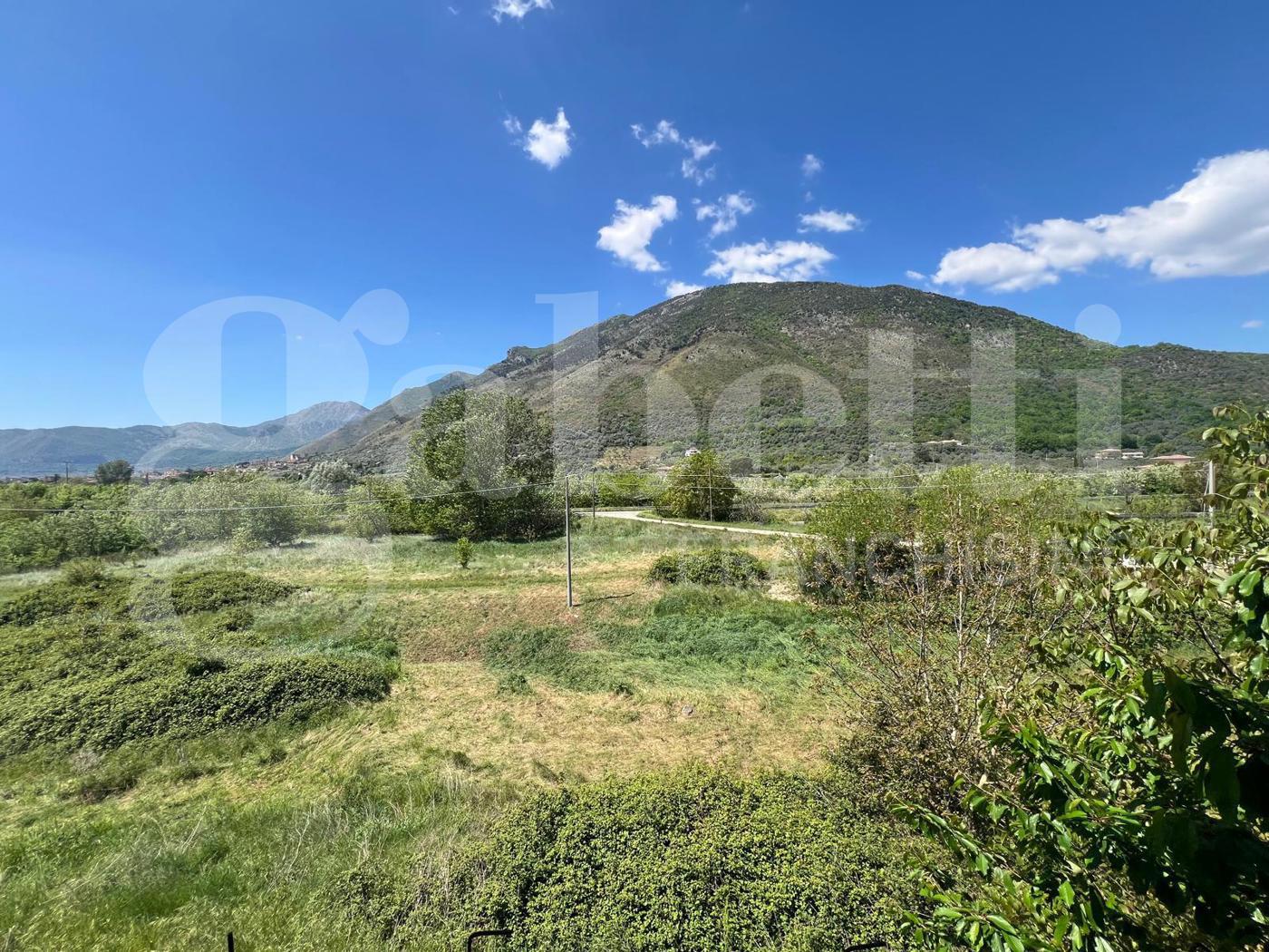 Villa con giardino a Venafro