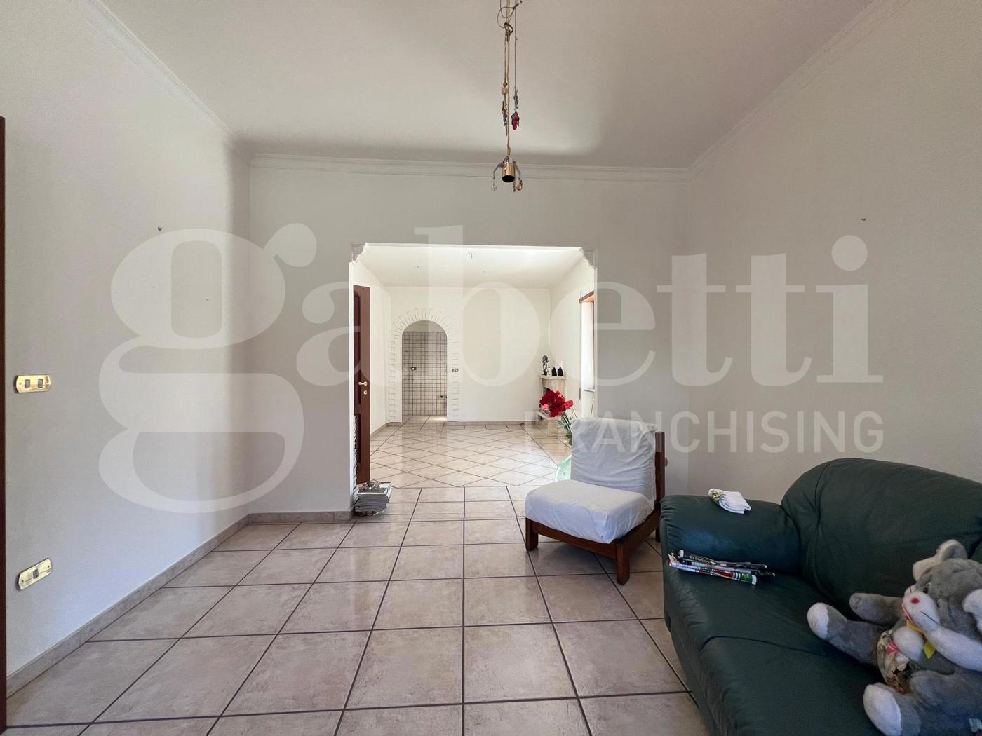 Villa con giardino a Venafro