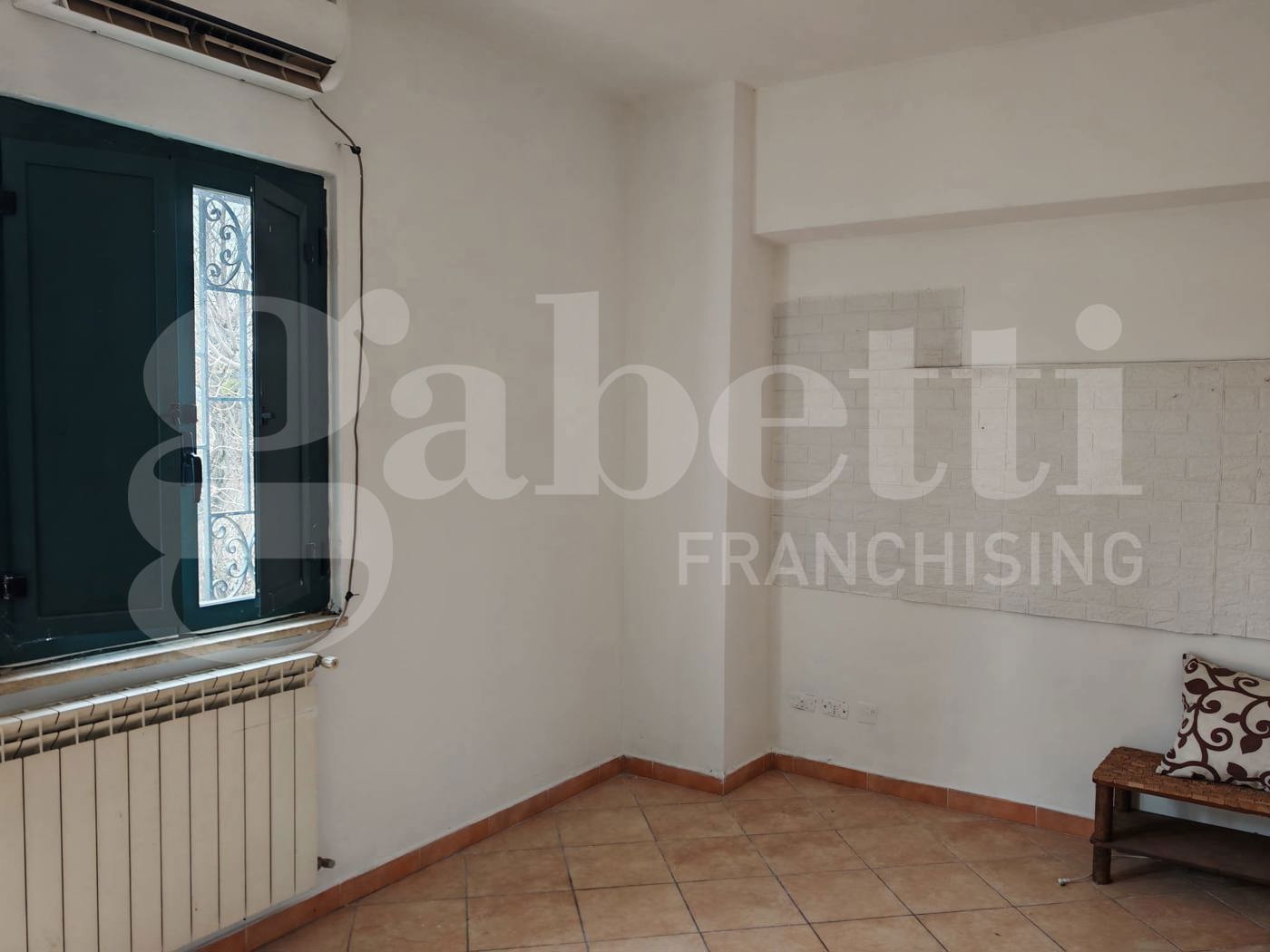 Trilocale arredato in affitto a Venafro