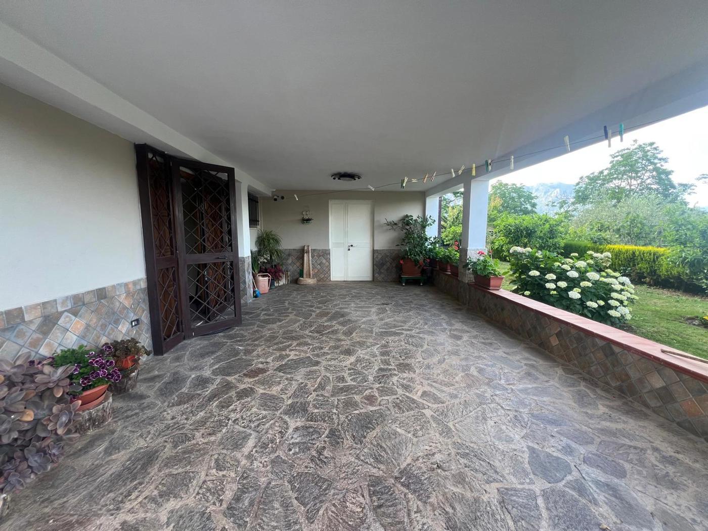 Casa indipendente in vendita a Sesto Campano