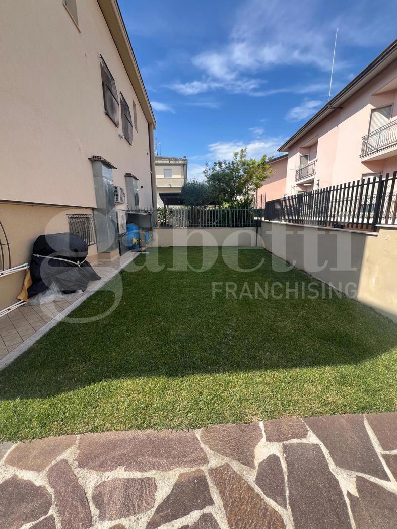Villa con giardino a Venafro